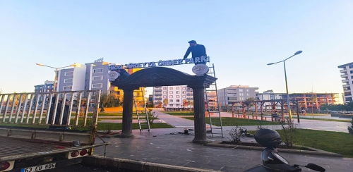 SIRRI SÜREYYA ÖNDER'İN İSMİ PARKA VERİLDİ